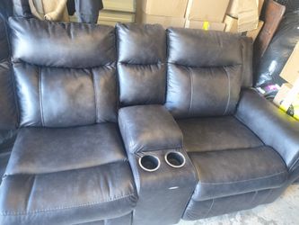 Sectional reclining , 2 end tables,coffee table