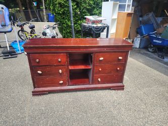 Free dresser/buffet