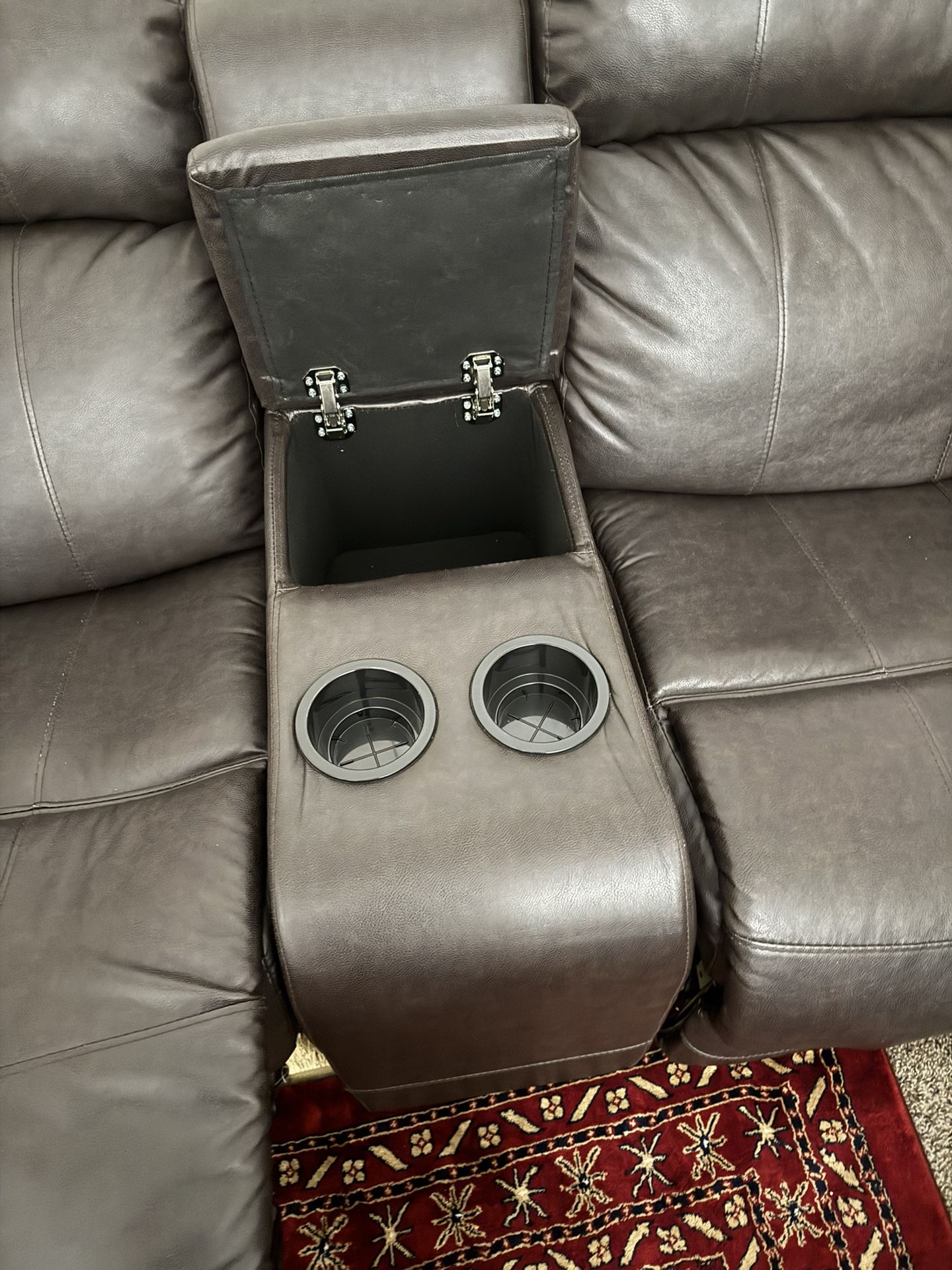 2 Couches/sofa