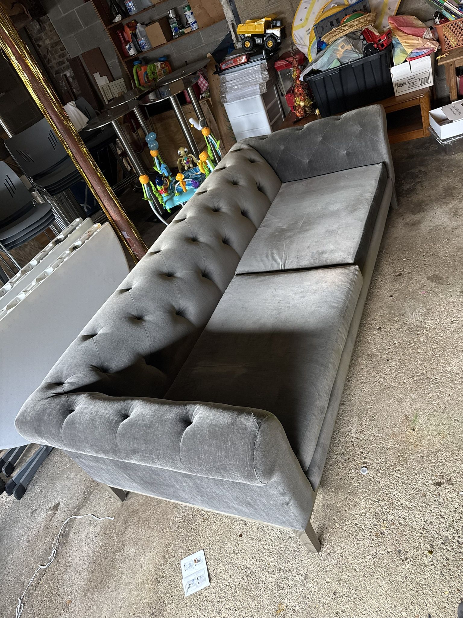 Tuffed Track Arm Sofa
