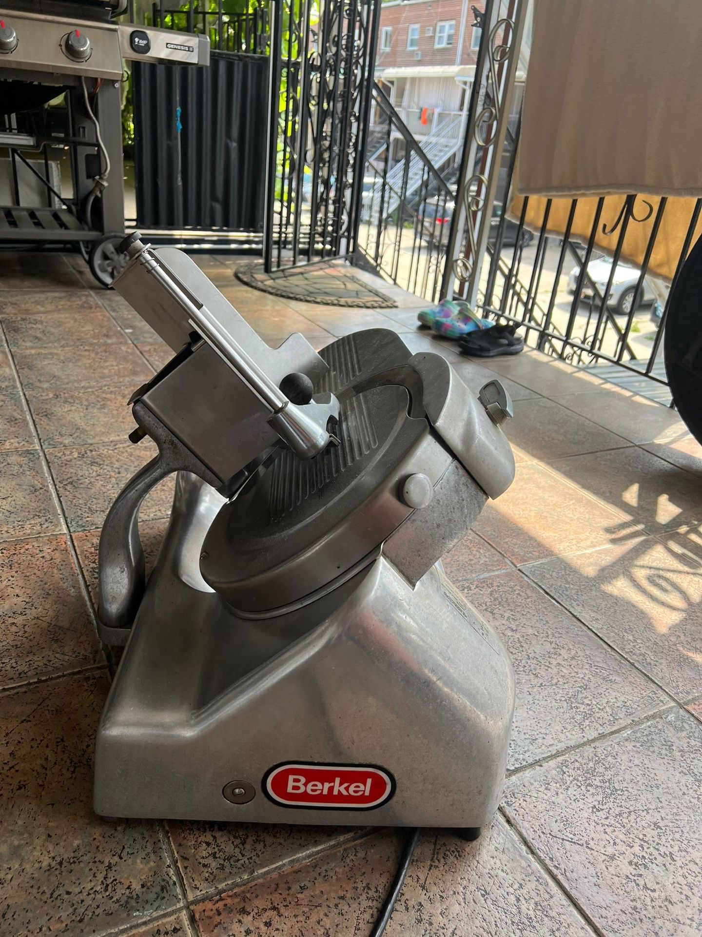 Cuisinart Meat Slicer for Sale in Los Angeles, CA - OfferUp