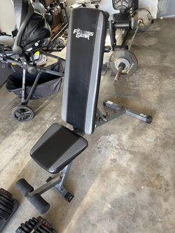 Adjustable workout bench