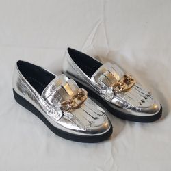 Size 7.5m Leather Silver Fringe Loafers