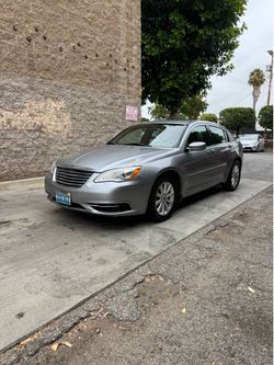 2013 chrysler 200 touring