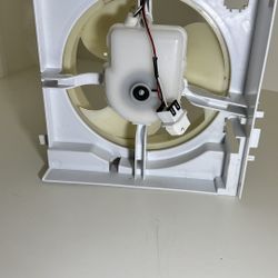 GE Refrigerator Condenser Fan Assembly 