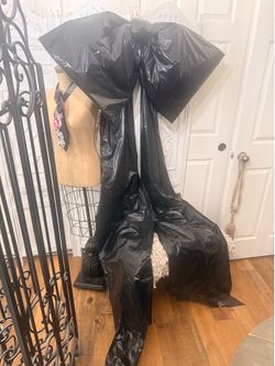 Big black bow decoration