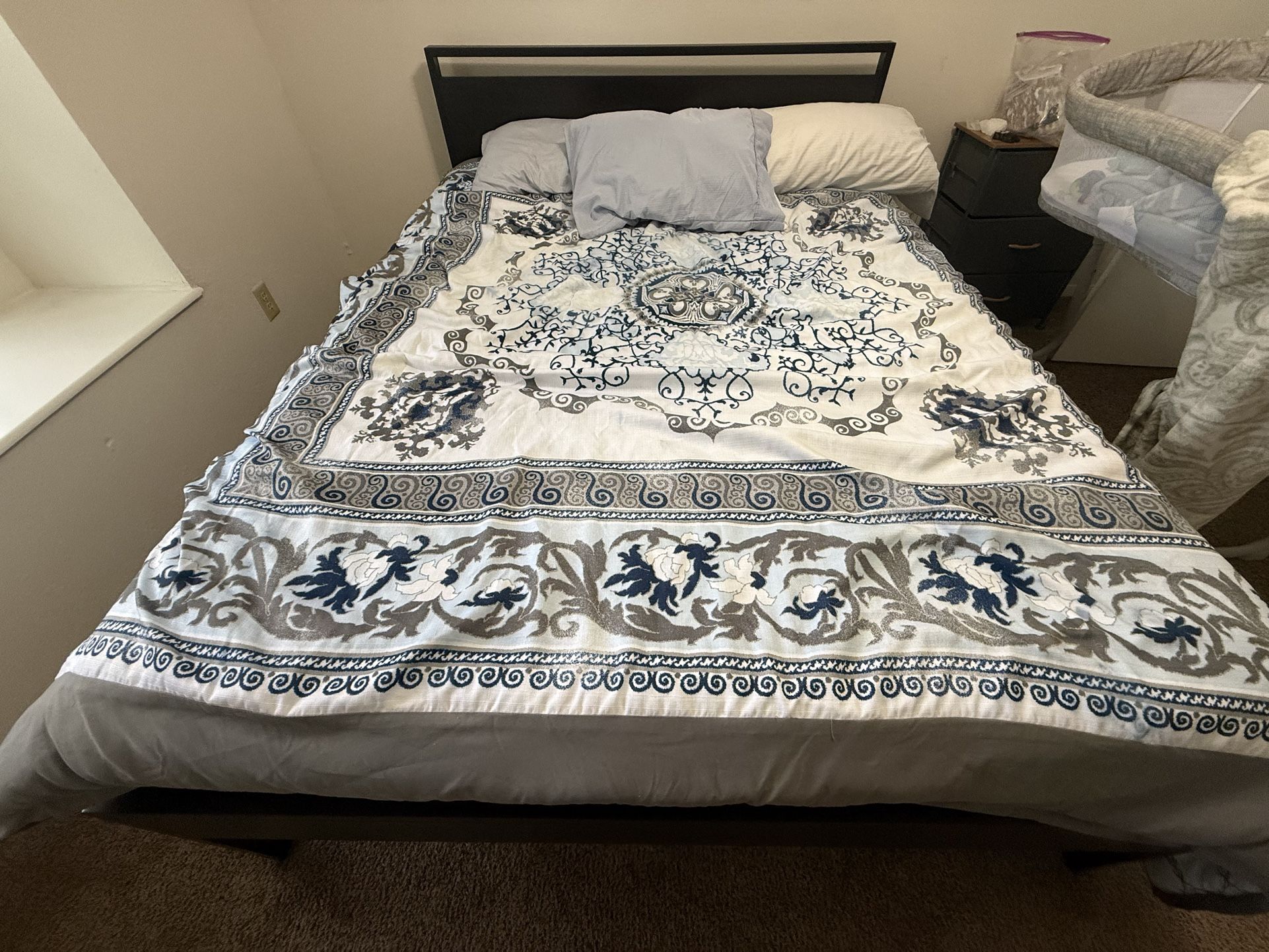 Memory Foam Queen Matress