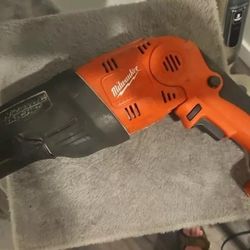Milwaukee Sawzall "The Hatchet" 18v Reciprocating Saw Power Tool Model 6514-20
