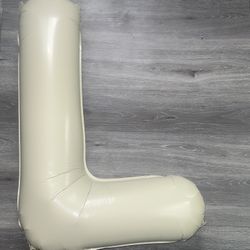 Letter L Ballon