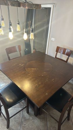 Kitchen table