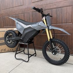 NEW ELECTRIC DIRTBIKE *45mph*