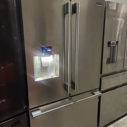 Refrigerator Frigidaire Professional French door 36” inches wide stainless steel counter depth 