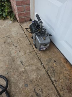 JB INDUSTRIES 6CFM VACCUM PUMP