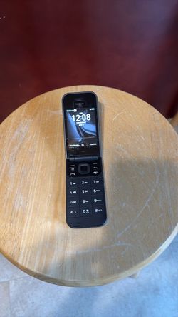 Nokia 2720 V Flip TA-1295 Verizon 4G LTE 4GB Smartphone (READ)