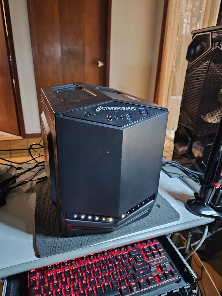 Gaming Mini ITX ASRock X99E XTREME Series PC. i7-3.0GHz-Xtreme CPU 16GB Ram 1TB SSD GPU: GTX