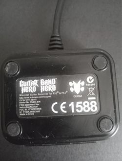 Guitar hero dongle for guitar