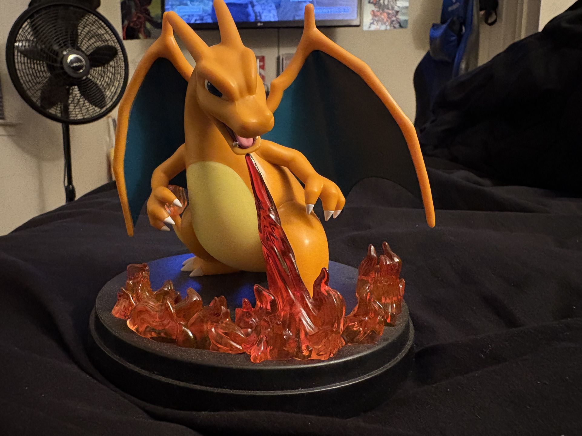 Charizard statue
