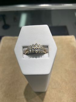 14KT Gold Diamond Ring