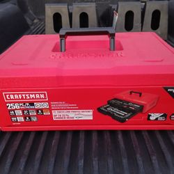 Craftsman tool set 256 