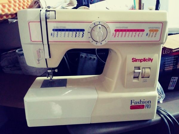Simplicity Fashion Pro Sewing Machine For Sale In Baton Rouge LA Beauteous Simplicity Fashion Pro Sewing Machine Simplicity Fashion Pro Sewing Machine For Sale In Baton Rouge LA Beauteous Simplicity Fashion Pro Sewing Machine
