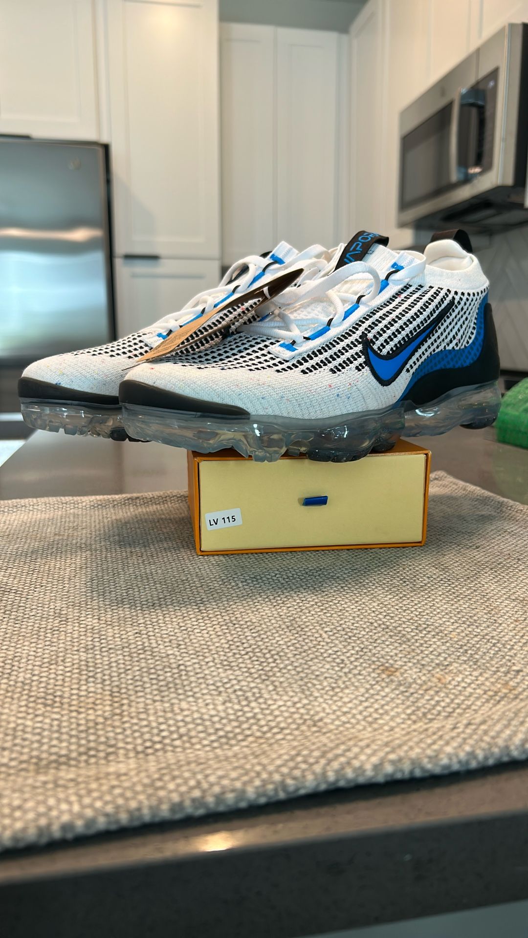Nike Air VaporMax 2021 Flyknit Men’s Sz 9