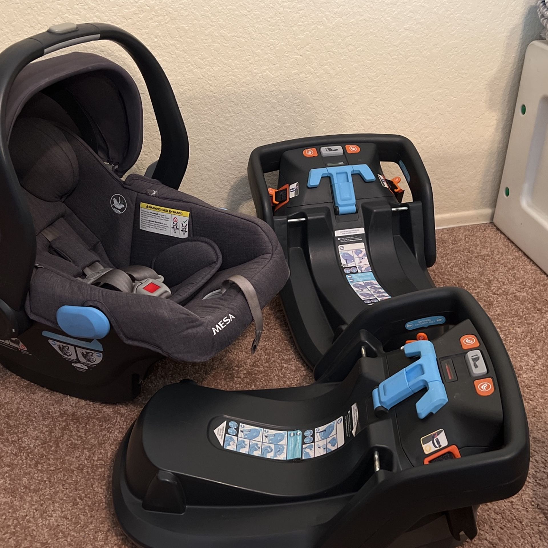 Uppababy Car seat And 2 Bases 