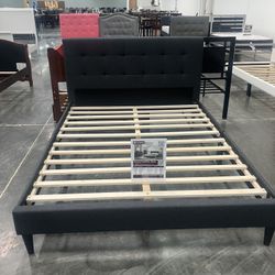 Queen Size Bed With Mattress 