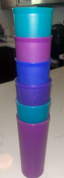 Tupperware cups
