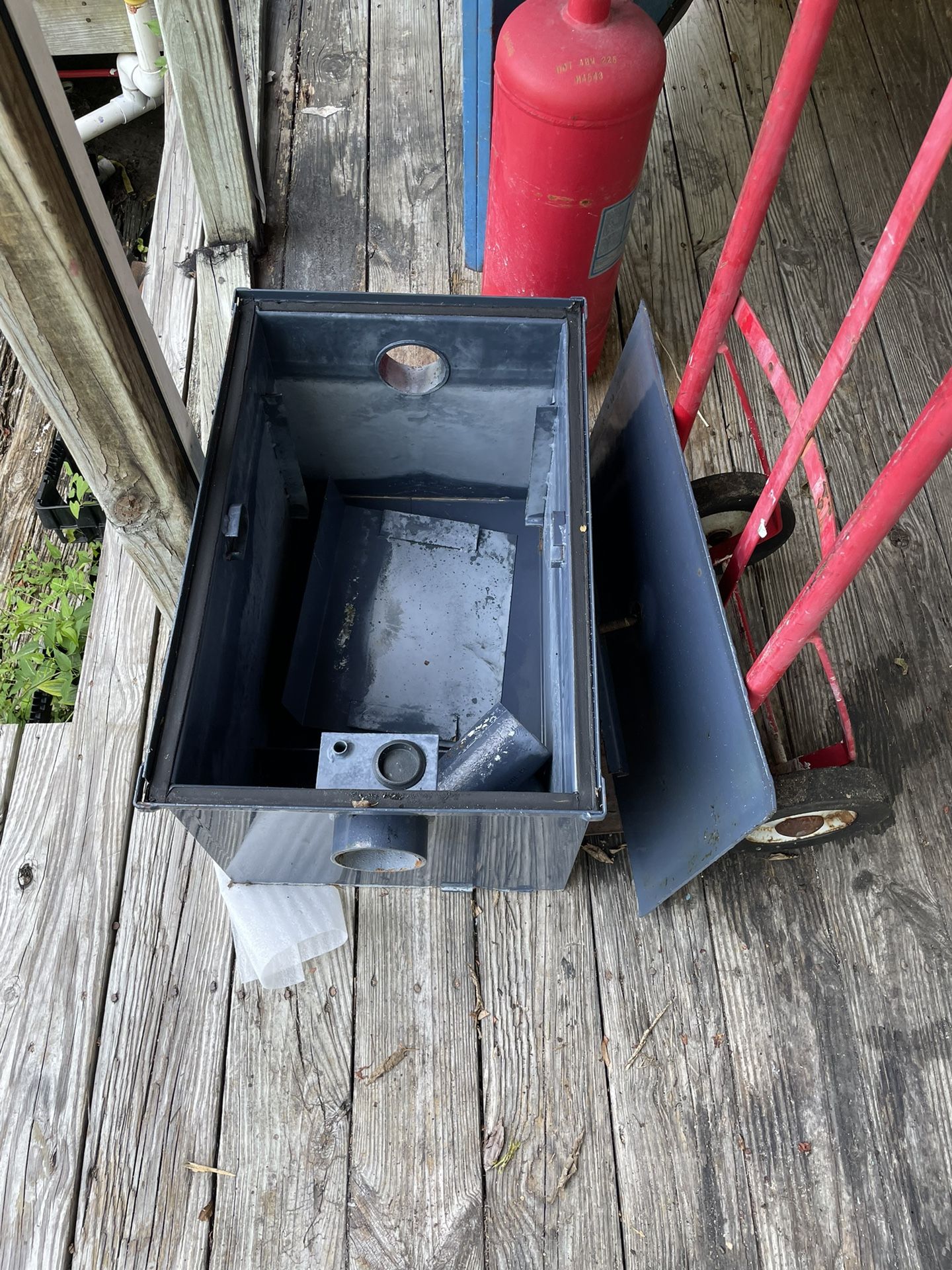 Grease Trap 40 Lbs 20 Gallons Per Minutes