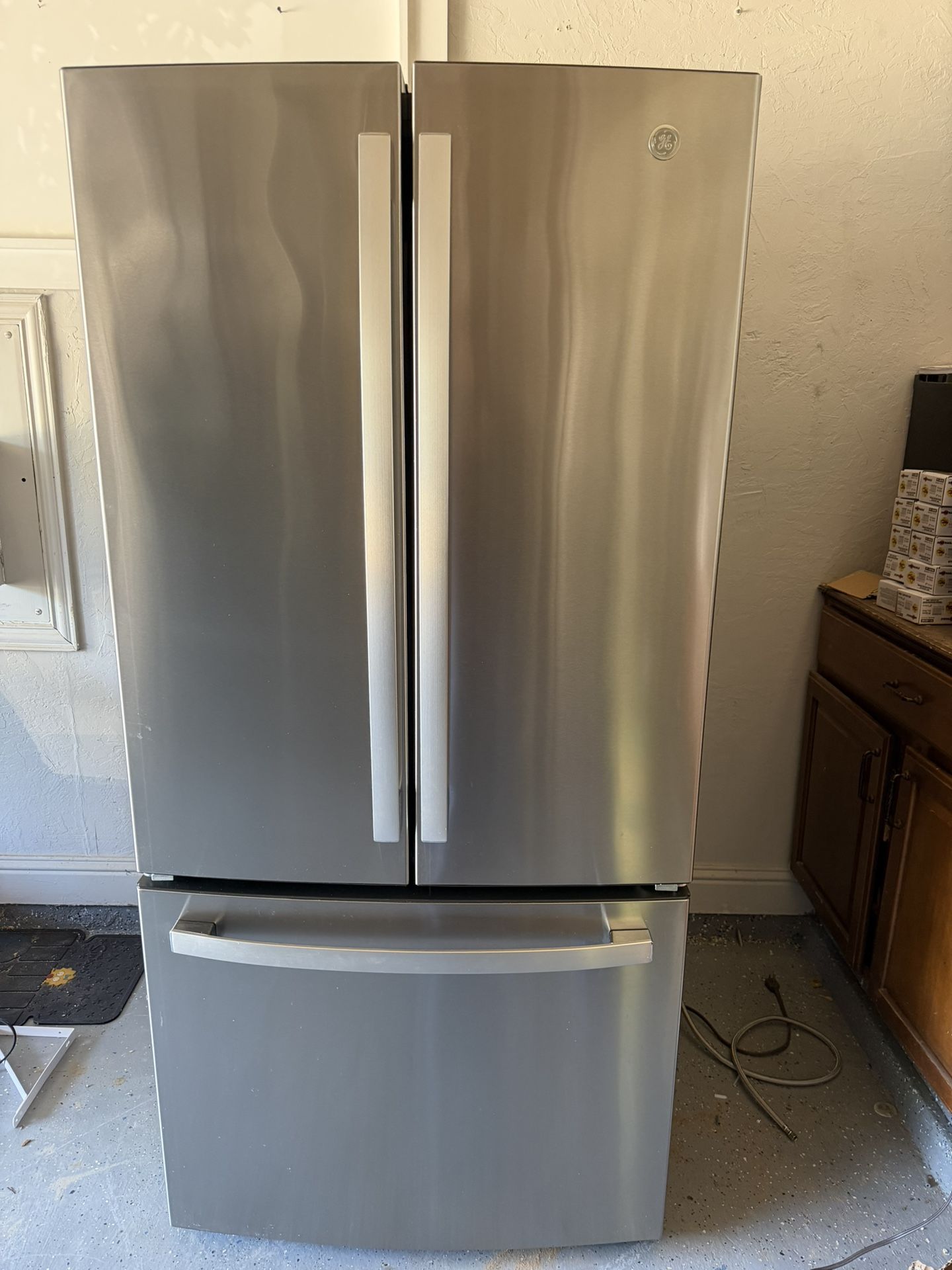 GE Refrigerator