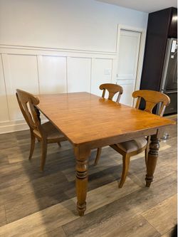 Solid Wood Ethan Allen Dining Table + Chairs