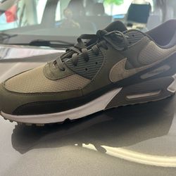 Nike Air Max Neutral Olive Size 15