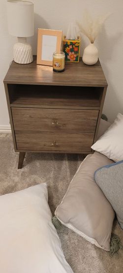 2 Night Stands Gray Wood