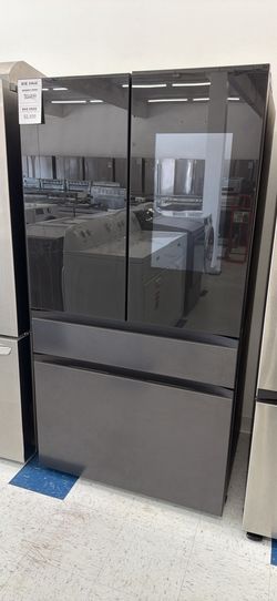 Samsung Bespoke Counter-Depth 22.5-cu ft 36-in Wide French Door Refrigerator with Dual Ice Maker and Door within Door ( Charcoal Glass Top and Family