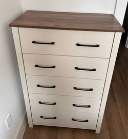 Modern Farmhouse 5-Drawer Dresser – Beige w/ Wood Top