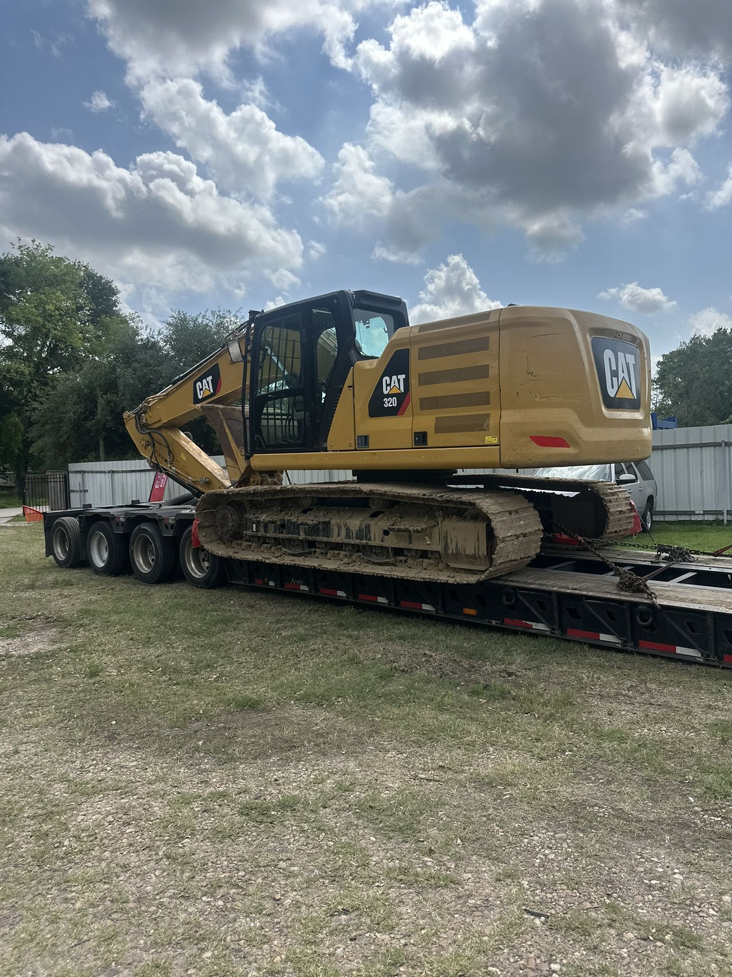 320 Excavator with Quick Connect