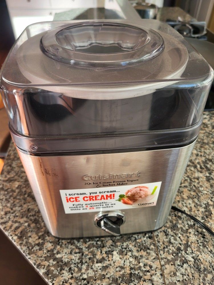 Cuisinart Ice cream Maker