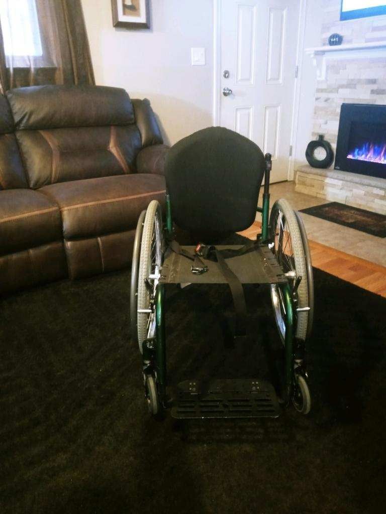 Ultralight Wheelchair