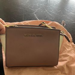 Michael Kors Selma Mini Messenger - Mauve & Cream Saffiano Leather