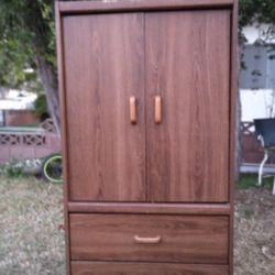 Armoire