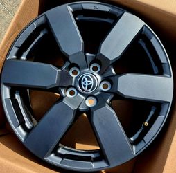 2026 TOYOTA RAV4 RIMS OEM NEW.......( 18" INCH )