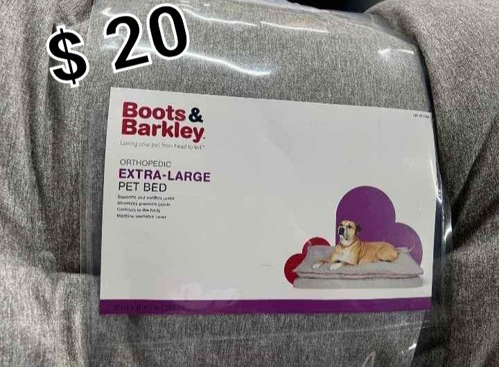 Brand New Boots & Barkley Large Bed Dog