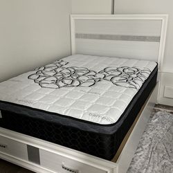 Full size bed frame 2 under drawers mattress included new in a box .   ☎️📲(213)713-74-89.    Cama full size con 2 cajones abajo  Colchon Incluido Nue