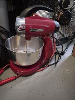 Sunbeam Mixmaster corded mixer-Red