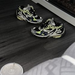 TRADING For Another Pair Of Balenciaga Runners Size 38 Or 39