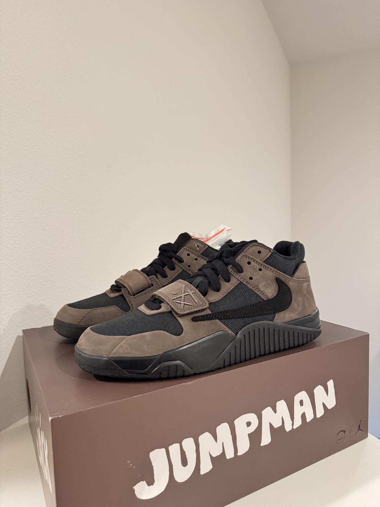 Jordan jumpman jack TR dark mocha men size 8.5
