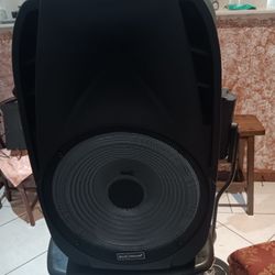 BLUE TREAM  STRONG BLUETOOTH SPEAKER
