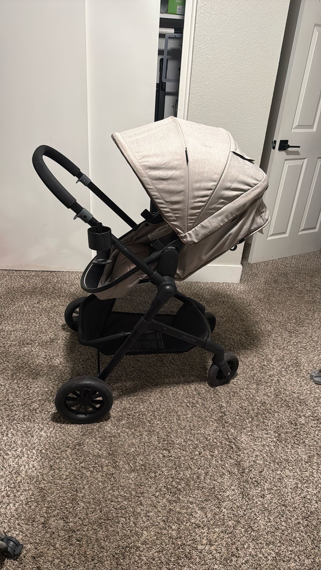 Evenflo Stroller / Carriage