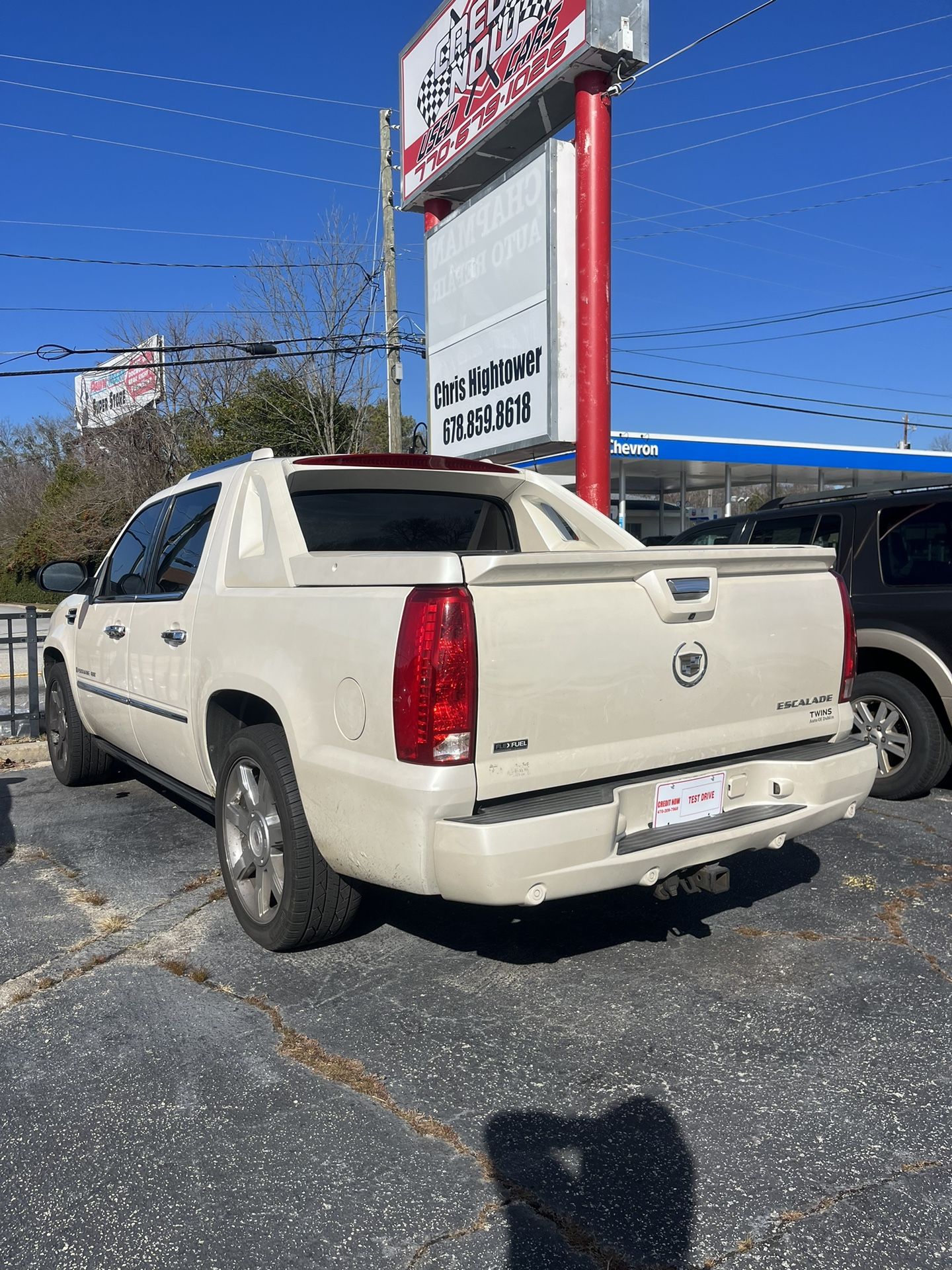 2008 Cadillac Ext ( READY TO GO)