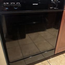 2004 Hotpoint Dishwasher 
